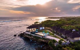 Ombak Bay Lembongan